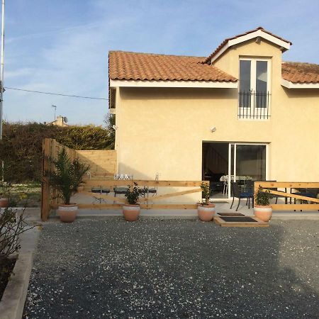 Le Village Neulles Εξωτερικό φωτογραφία